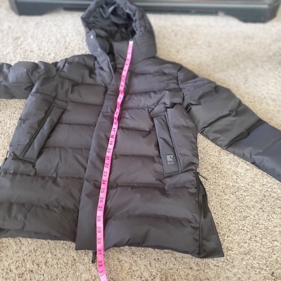 Down Jacket - Picture 4 of 14